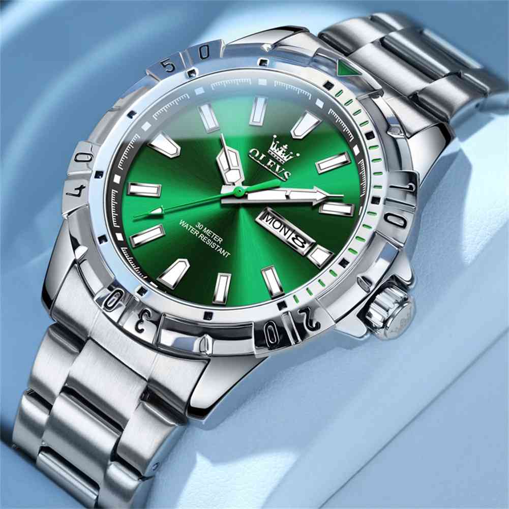 OLEVS 5560 Quartz Men's Waterproof 3ATM Casual Style Stainless Steel Calendar Wristwatch With Dual Date Display